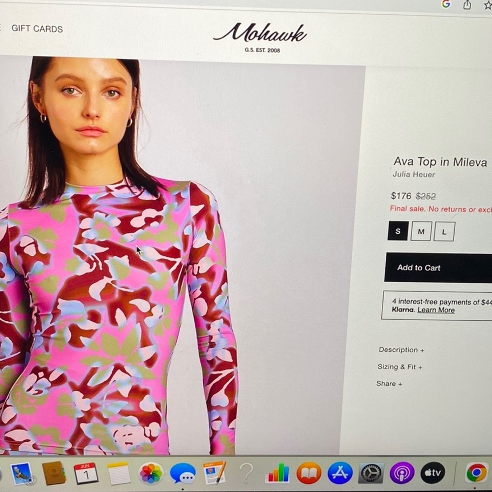 Julia Heuer Ava Top in Mileva - pink stretchy